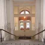 Winter Palace 아파트