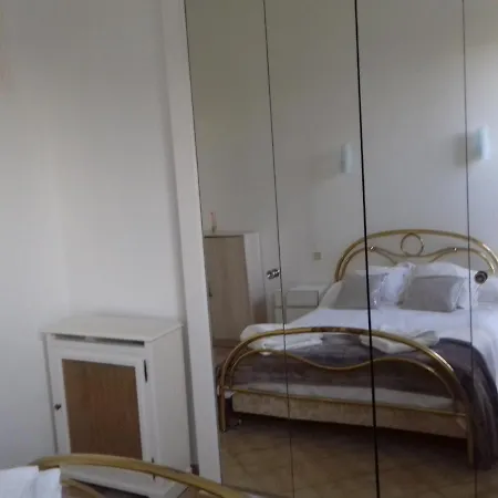 Winter Palace Apartmán *
