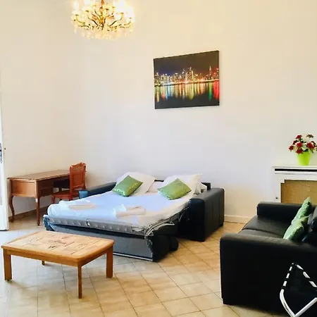 Winter Palace Apartman