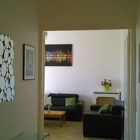 Winter Palace Apartman *