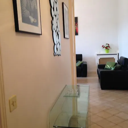 Winter Palace Apartman *